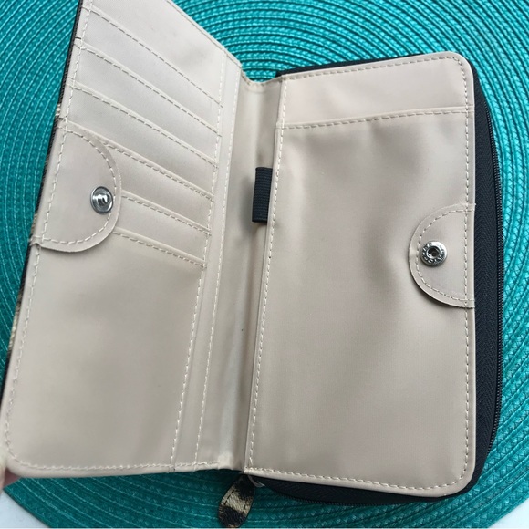 PU Leather Animal Print Organizer. Zip enclosure. Cute! New - Picture 7 of 7